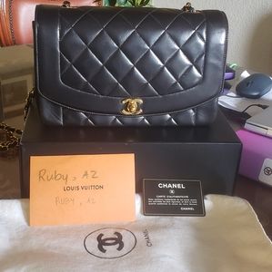 SOLD!Chanel Vintage Diana Medium